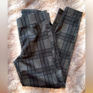 MAURICE’S plaid skinny dress pants